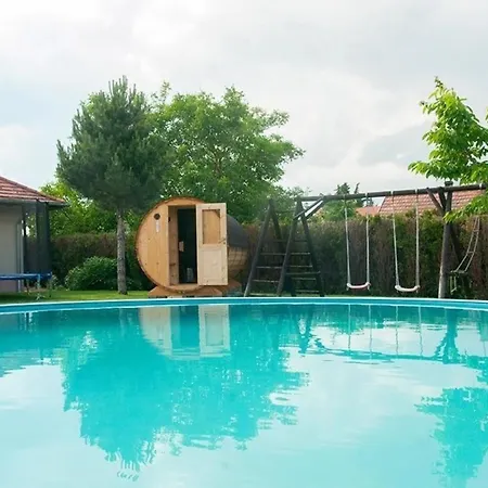 Hochwertiges Steffi Mit Terrasse Holiday home *